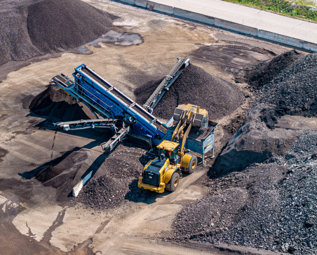 Gruppo Adige Bitumi stabilimento Friola di Pozzoleone impianto fresato