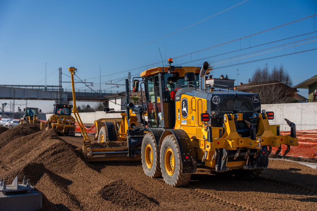 Gruppo Adige Bitumi Motor Graders John Deere 622GP con Trimble Earthworks 3D